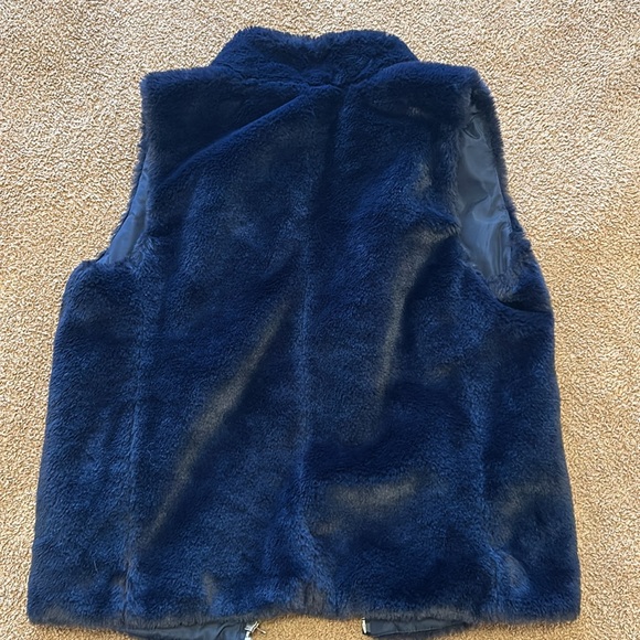 J Crew Fuzzy Vest Size S - Picture 3 of 3